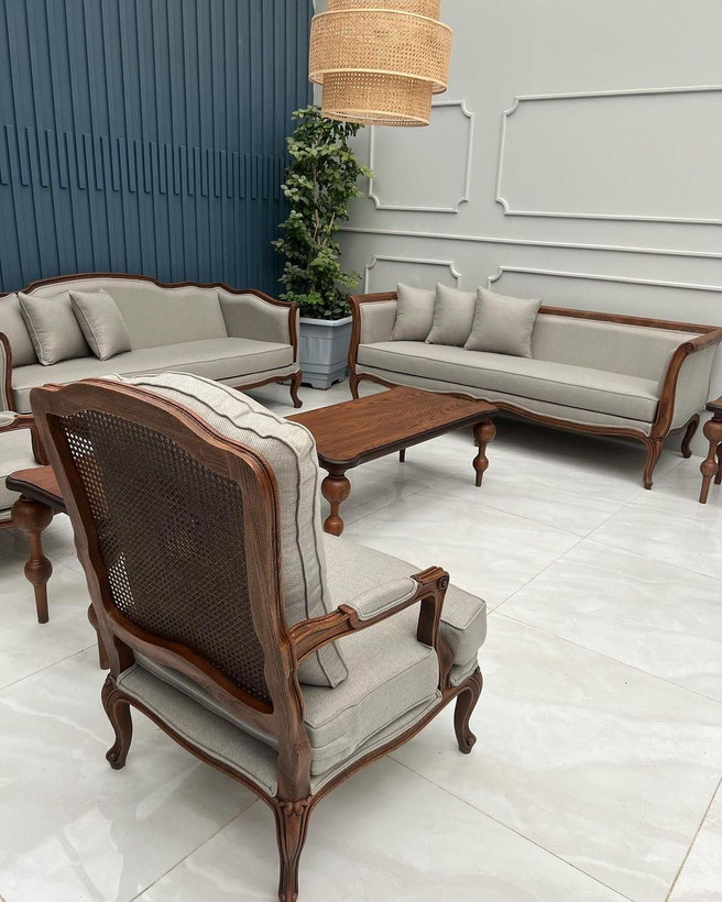 مبل کلاسیک فرانسوی